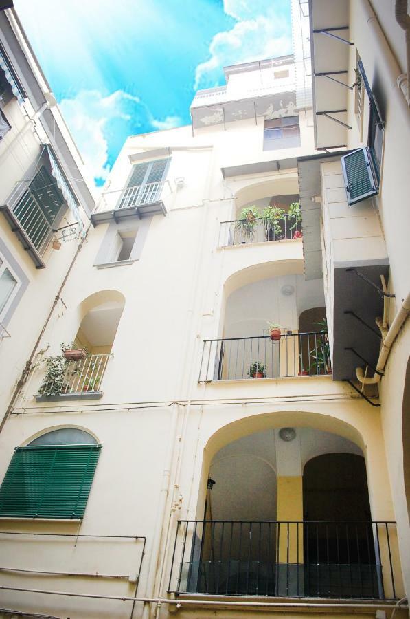 LegnoSuites Naples Extérieur photo